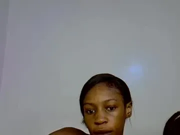 sexxxsirens – webcam model profile photo Image 3