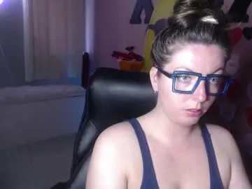 pinkypuppa – webcam model profile photo Image 2