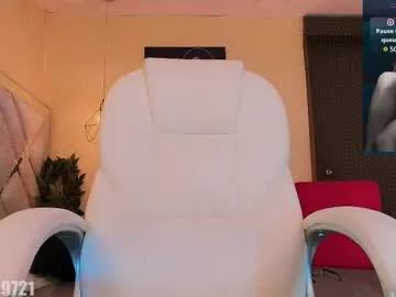 AnyaRain – webcam model profile photo Image 16