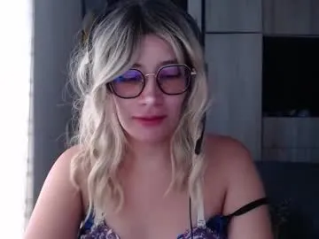 wet_dreamm22 – webcam model profile photo Image 7