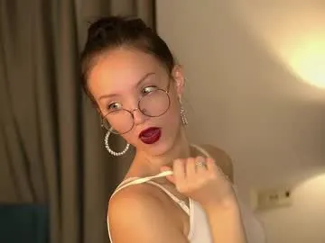 JulietaLake – webcam model profile photo Image 4