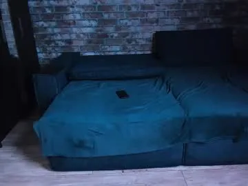 bright_diamonds_054 – webcam model profile photo Image 12