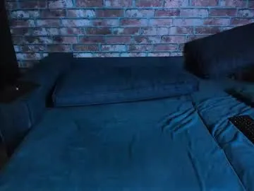 bright_diamonds_054 – webcam model profile photo Image 3