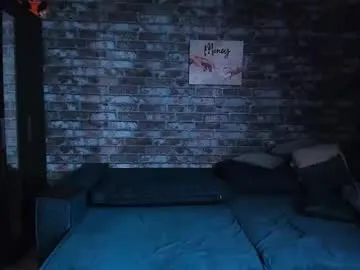 bright_diamonds_054 – webcam model profile photo Image 8