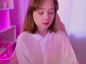 YingBao – webcam model profile photo Image 6