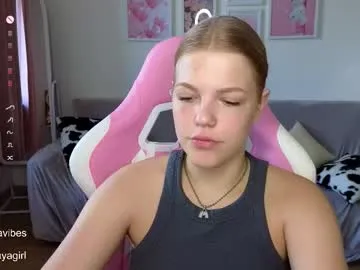 maya_blonde18 Image 19