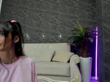 BeatriceEsmont – webcam model profile photo Image 8