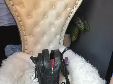 niky_jess – webcam model profile photo Image 15