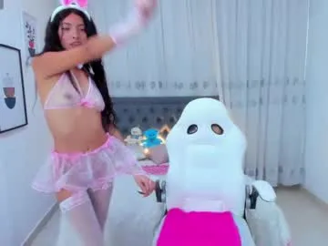 Submissive tagged live sex cams