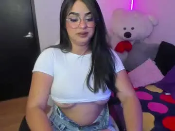 LauraRiccoo – webcam model profile photo Image 13