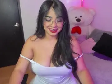 LauraRiccoo – webcam model profile photo Image 17