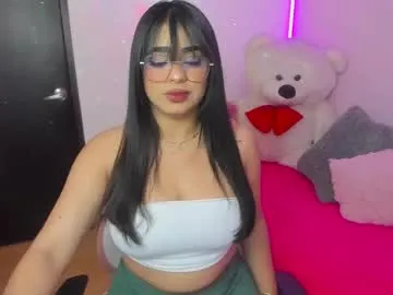 LauraRiccoo – webcam model profile photo Image 7