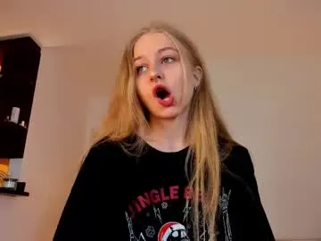 mia_meows Image 15