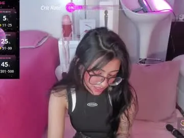 miadevine_ Image 3
