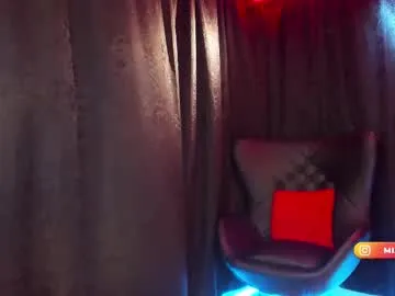 Karoll – webcam model profile photo Image 12