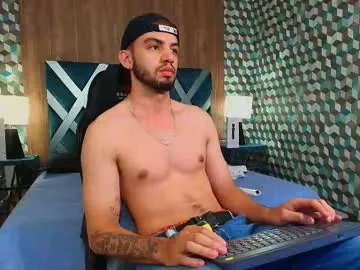 19_david_19 – webcam model profile photo Image 14