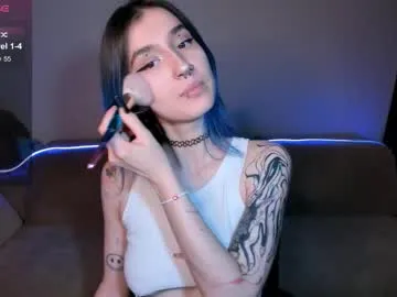 SophiWatson – webcam model profile photo Image 8
