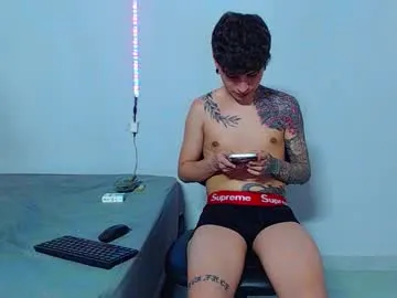 garret_alvin_ – webcam model profile photo Image 14