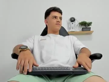 wet_dreamm22 – webcam model profile photo Image 6