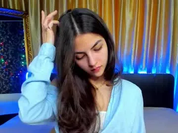 milana_crystal_ Image 4