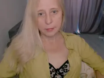 playussoftly – webcam model profile photo Image 19