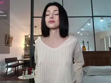 milla_jo Image 4