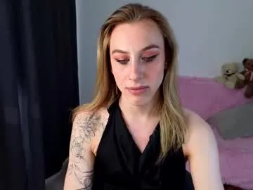 heathimogene – webcam model profile photo Image 14