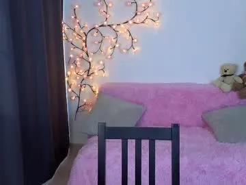 heathimogene – webcam model profile photo Image 6