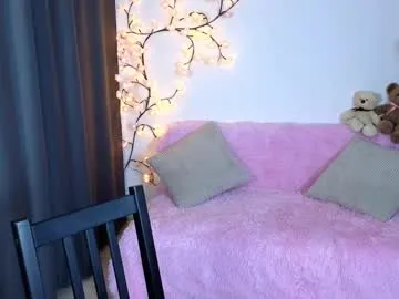 heathimogene – webcam model profile photo Image 8