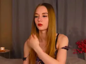 VioletFisher – webcam model profile photo Image 2