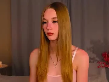 VioletFisher – webcam model profile photo Image 3