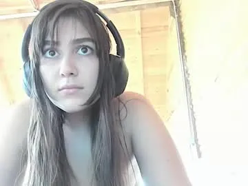 julyaandraul – webcam model profile photo Image 13