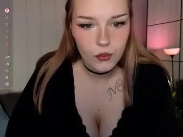 petites_perles – webcam model profile photo Image 2
