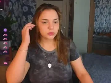 petites_perles – webcam model profile photo Image 12