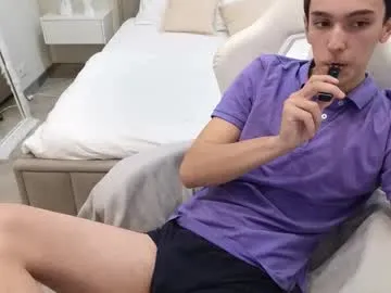 bright_diamonds_054 – webcam model profile photo Image 5