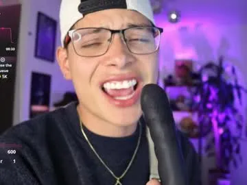 wet_dreamm22 – webcam model profile photo Image 11