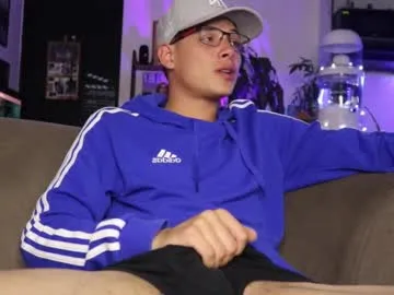 wet_dreamm22 – webcam model profile photo Image 9