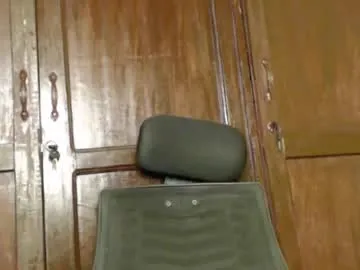 sexxxsirens – webcam model profile photo Image 16