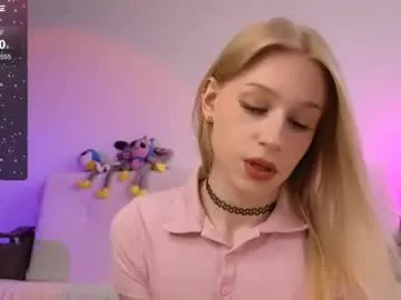 your_dolls – webcam model profile photo Image 2