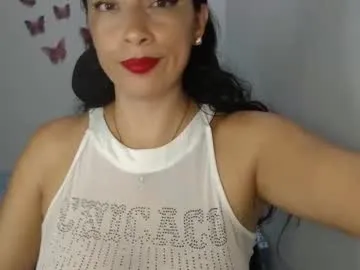dears_pearlss – webcam model profile photo Image 3