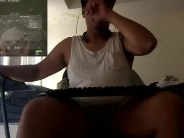 pacho_stormie – webcam model profile photo Image 7