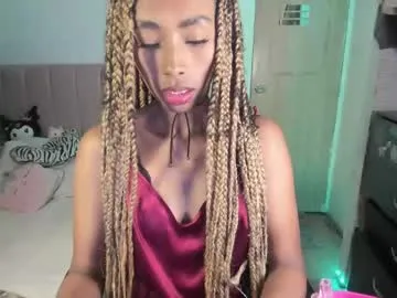 lina_kriss – webcam model profile photo Image 2