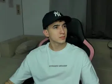 wet_dreamm22 – webcam model profile photo Image 15