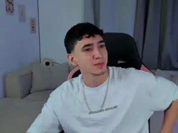 wet_dreamm22 – webcam model profile photo Image 3