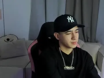 wet_dreamm22 – webcam model profile photo Image 5