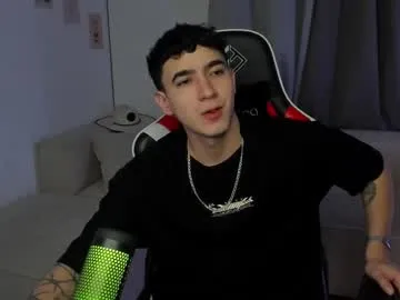 wet_dreamm22 – webcam model profile photo Image 9