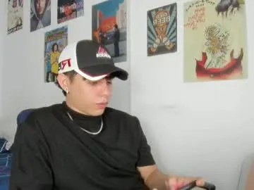 garret_alvin_ – webcam model profile photo Image 4