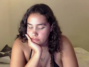 naudiz – webcam model profile photo