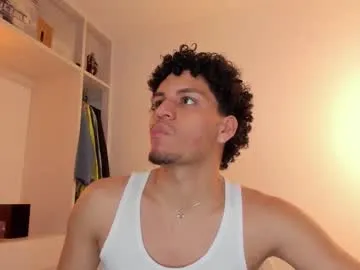 wet_dreamm22 – webcam model profile photo Image 12