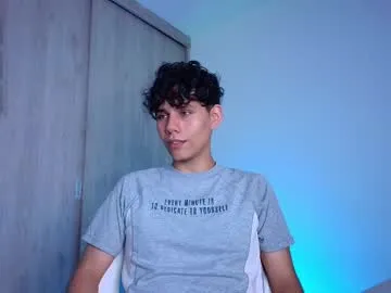 aceafterhours – webcam model profile photo Image 8